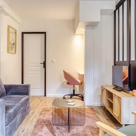 Appartement Lili Rénové Pour 2 Personnes Proche Du Vieux Marché