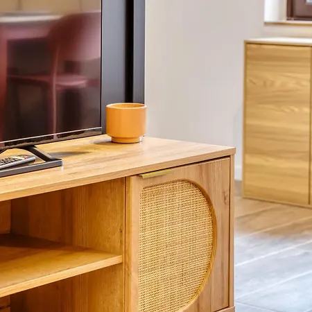 Lili Rénové Pour 2 Personnes Proche Du Vieux Marché