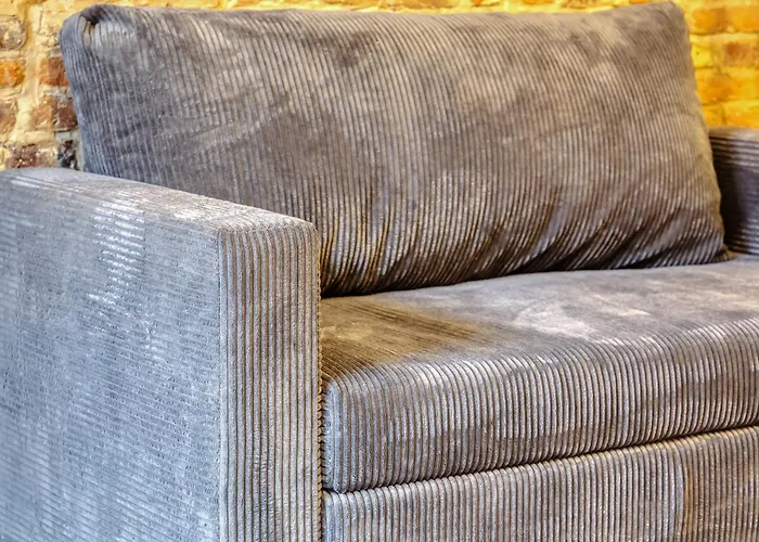 Lili Renove Pour 2 Personnes Proche Du Vieux Marche Rouen