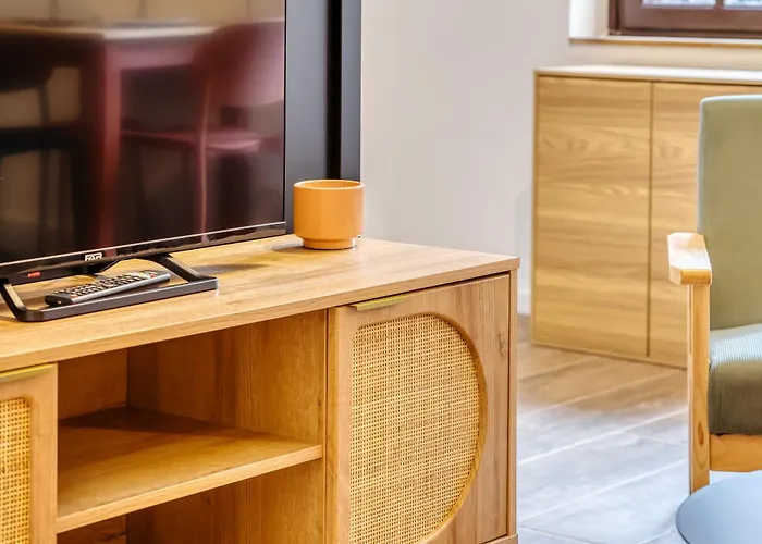 Lili Rénové Pour 2 Personnes Proche Du Vieux Marché